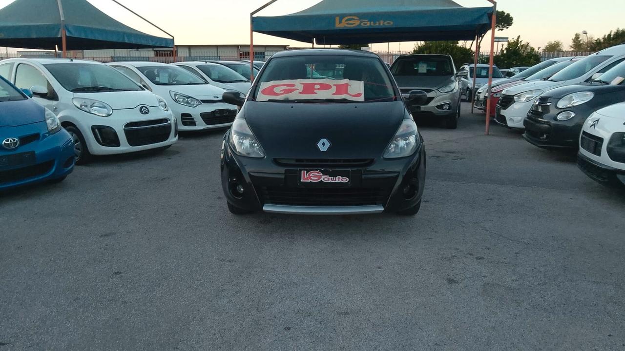Renault Clio 1.2 benzina gpl di serie