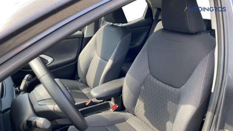 Toyota Yaris IV 2020 1.5h Business