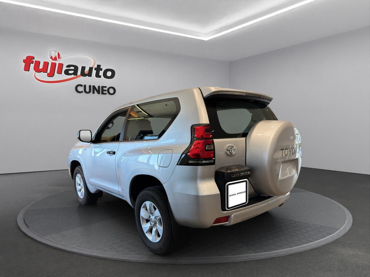 Toyota Land Cruiser 3p 2.8 d-4d N1