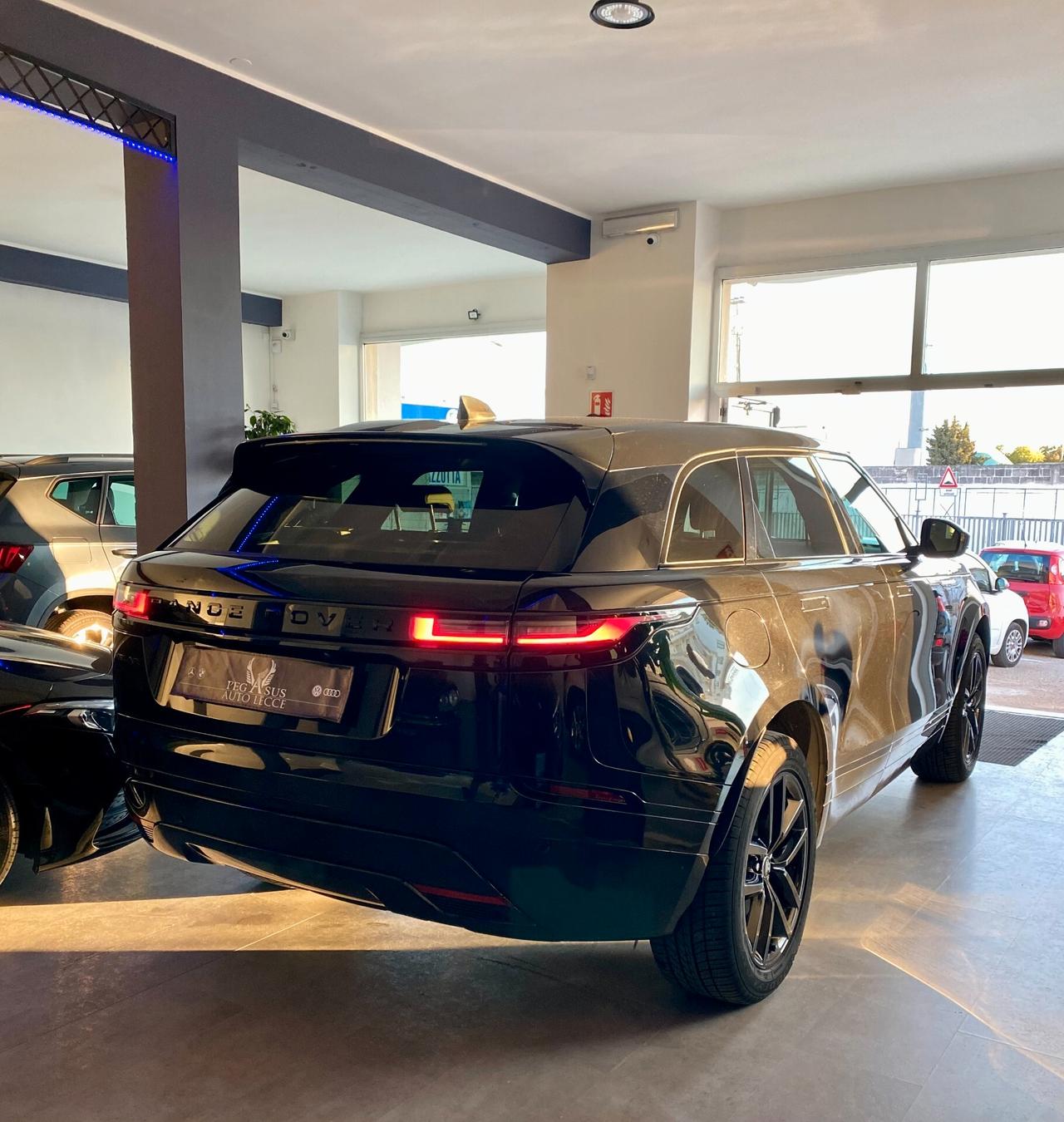 Land Rover Range Velar 2.0D I4 204 CV R-Dynamic SE