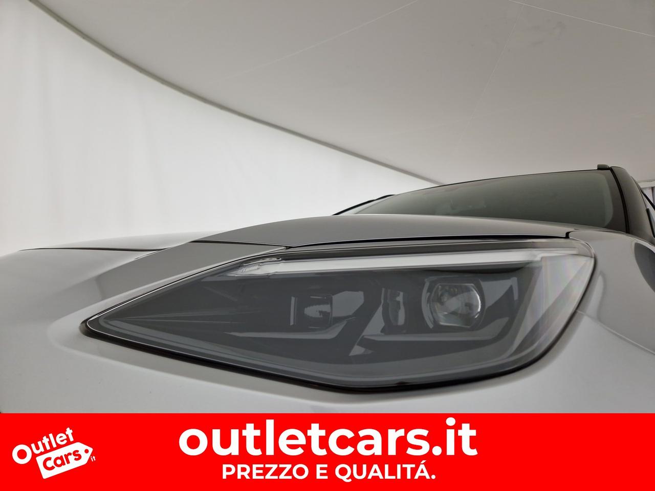 Toyota yaris cross 1.5h adventure fwd 116cv e-cvt
