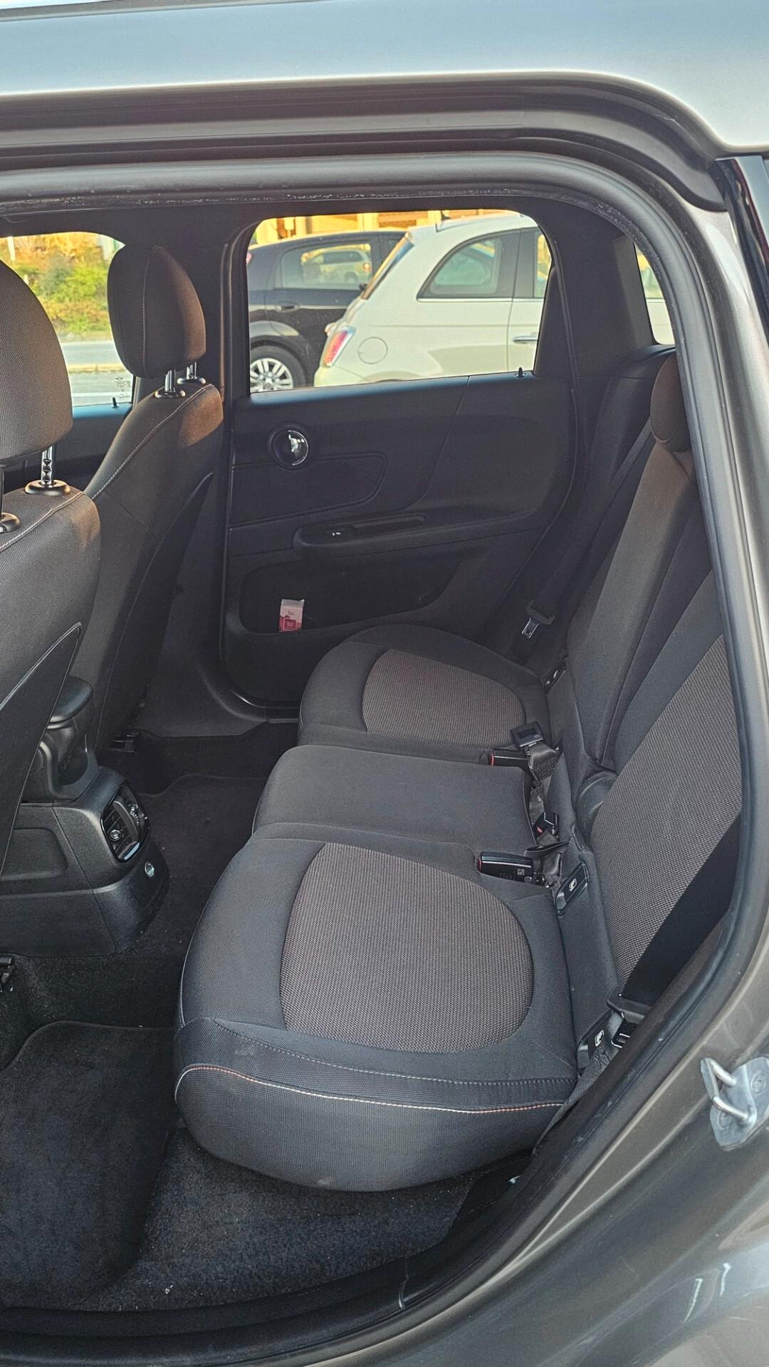 Mini Cooper Countryman 1.5 One D Hype