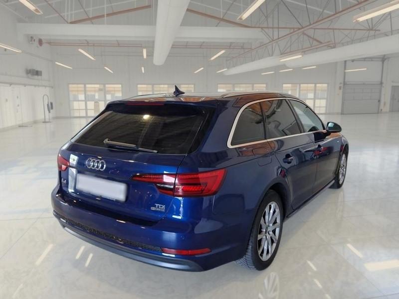 AUDI A4 2.0 TDI quattro S tronic 140kW S-Line Avant