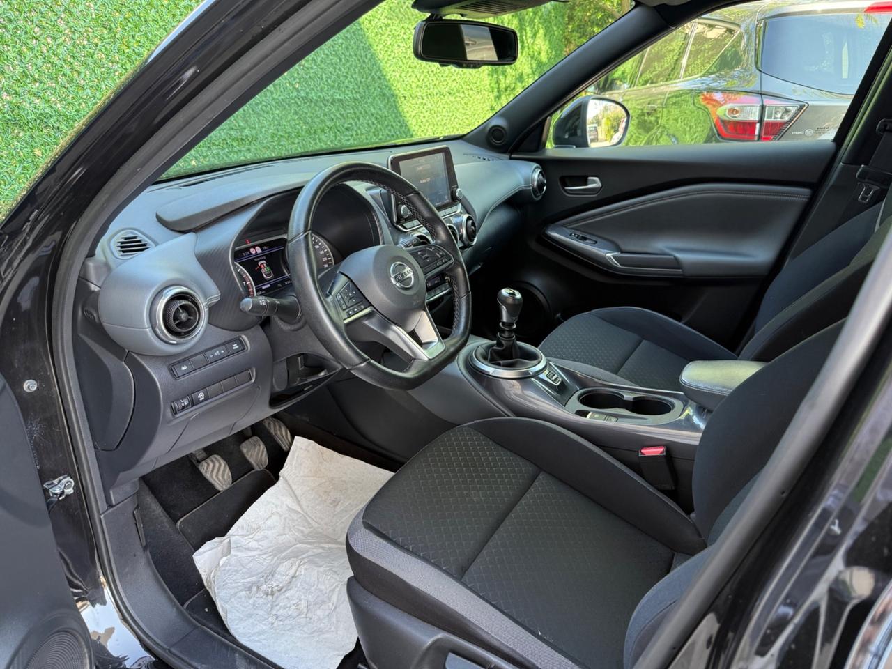 Nissan Juke 1.0 DIG-T 114 CV N-Design