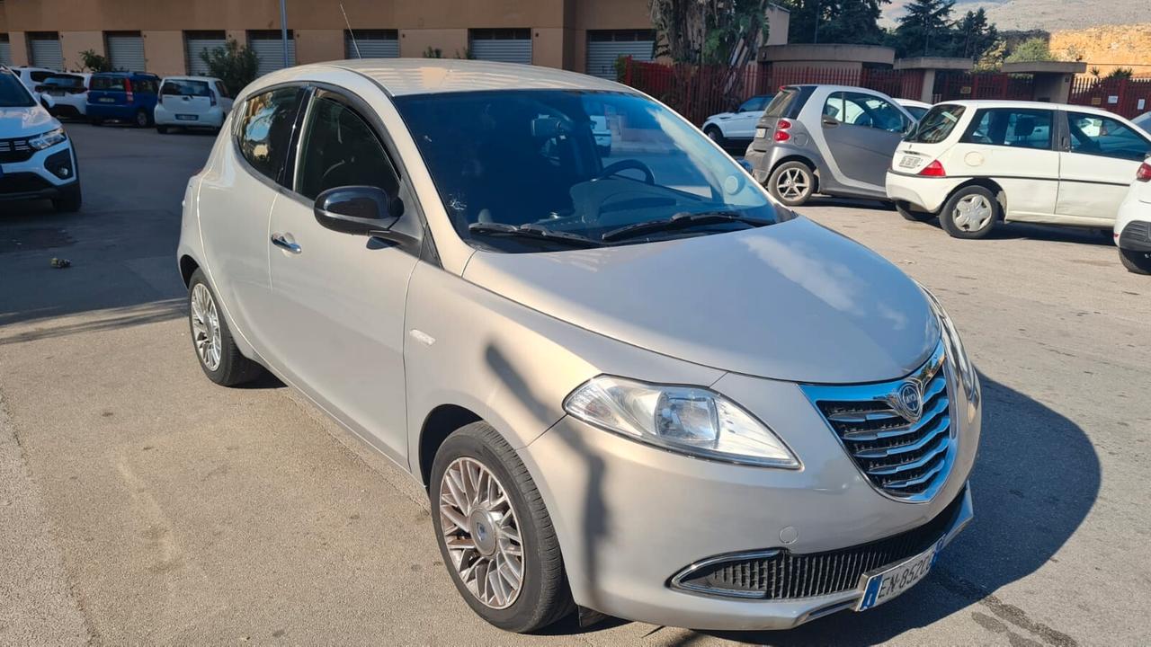 Lancia Ypsilon 1.3 MJT 16V 95 CV 5 porte S&S Platinum