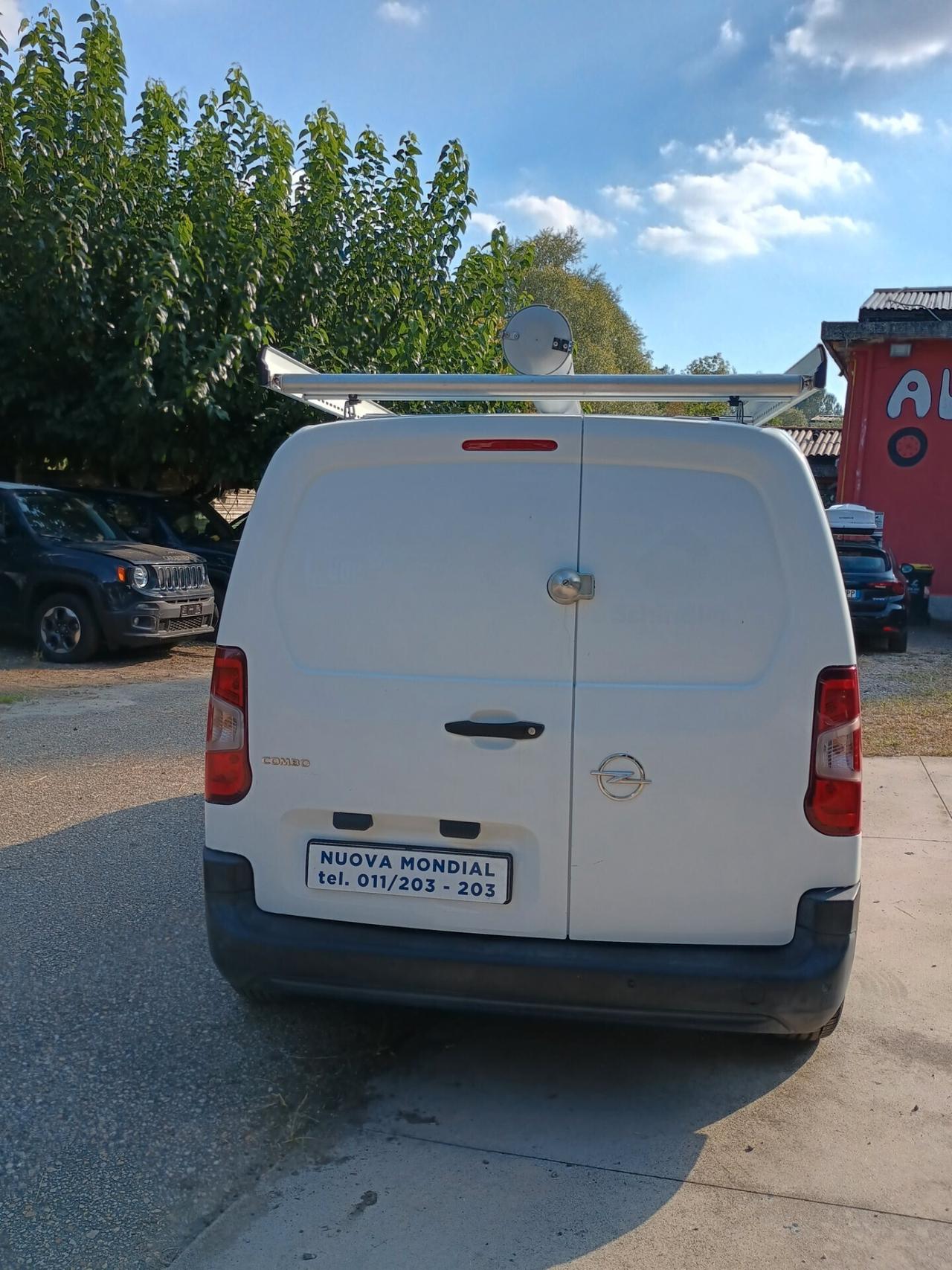 DOBLO' CARGO 1.5 DS 100 CV 3 POSTI