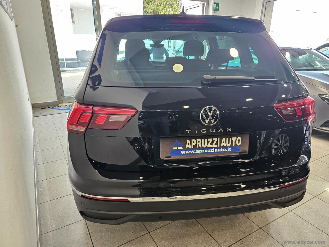 VOLKSWAGEN Tiguan 2.0 TDI 150CV SCR DSG Life