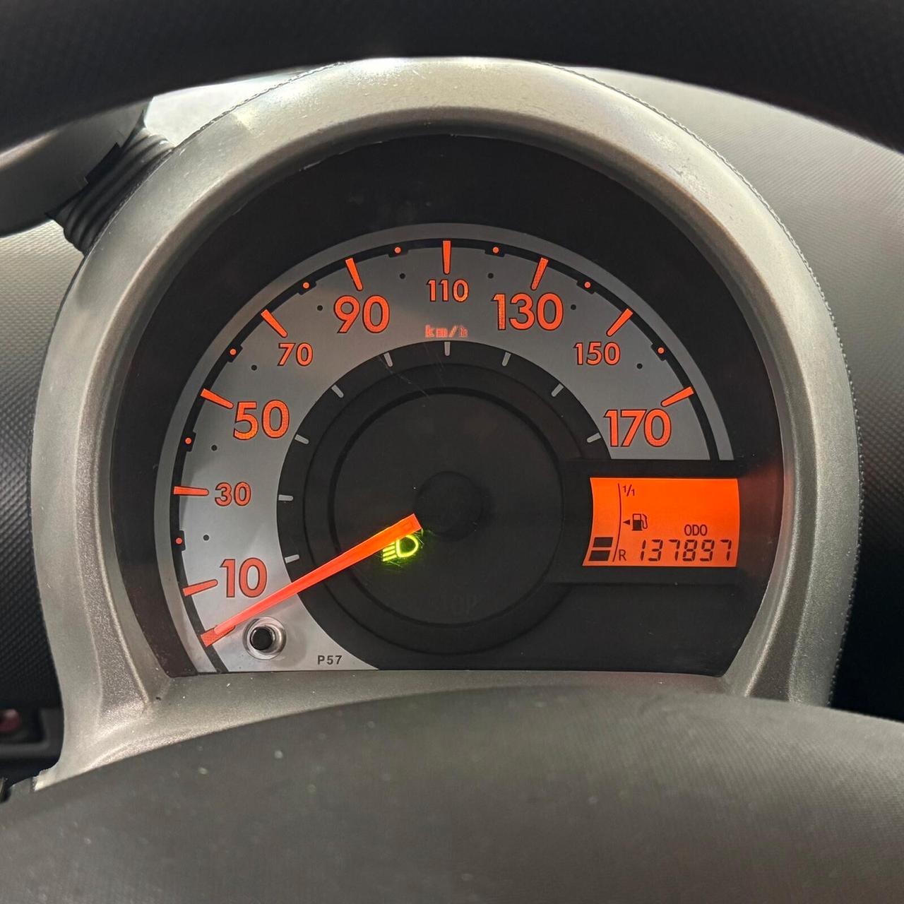 Peugeot 107 1.0 68CV 5p. Allure SOLO 137000KM