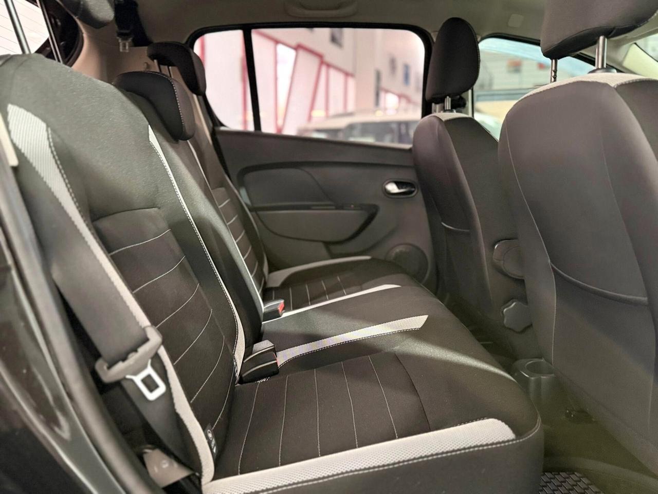 Sandero Stepway 1.5 dCi 8V 90CV StarteStop