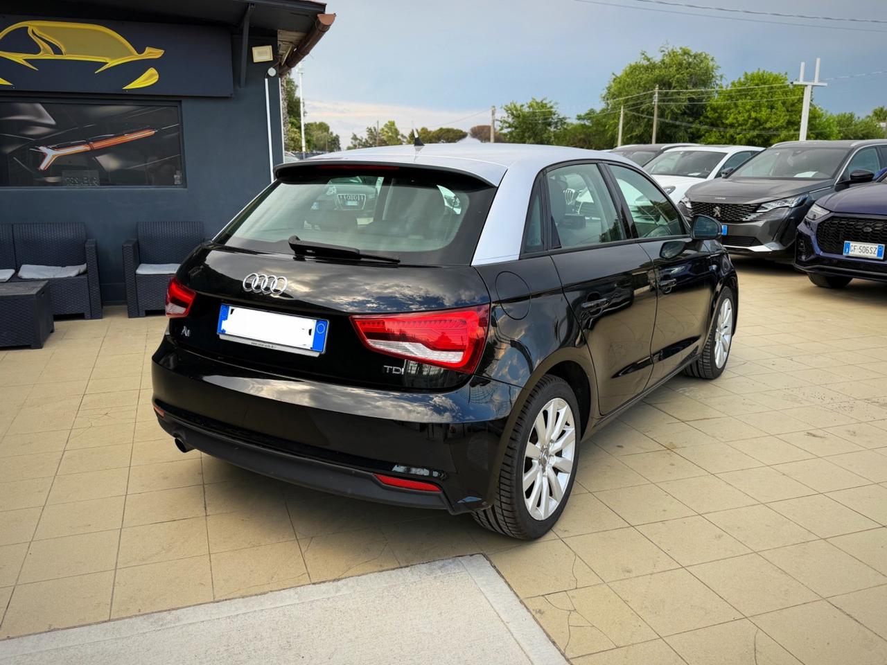 Audi A1 1.6 TDI 116 CV Admired S Line