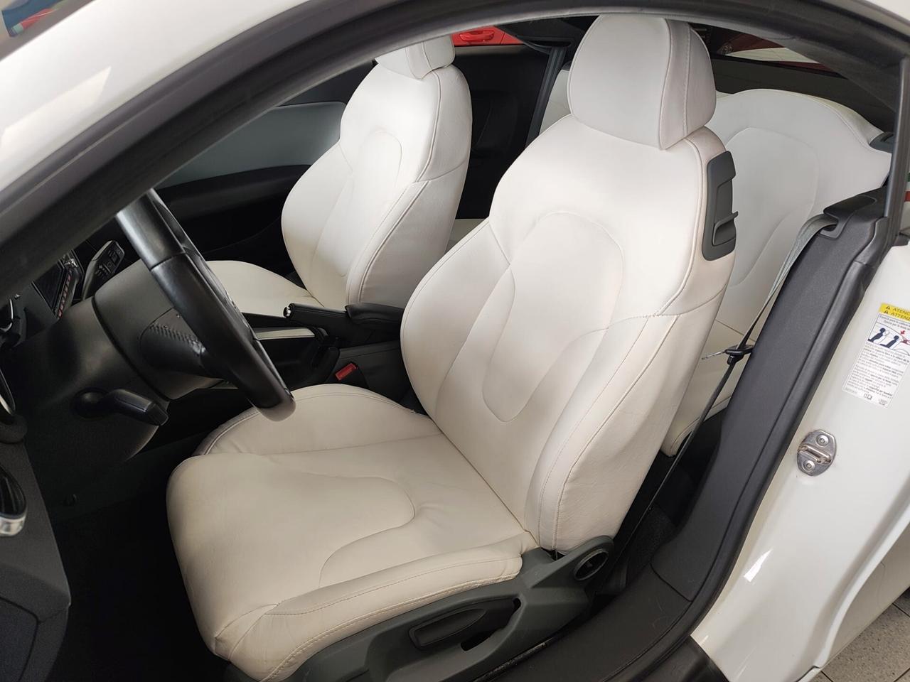 Audi TT Coupé 2.0 TDI QUATTRO