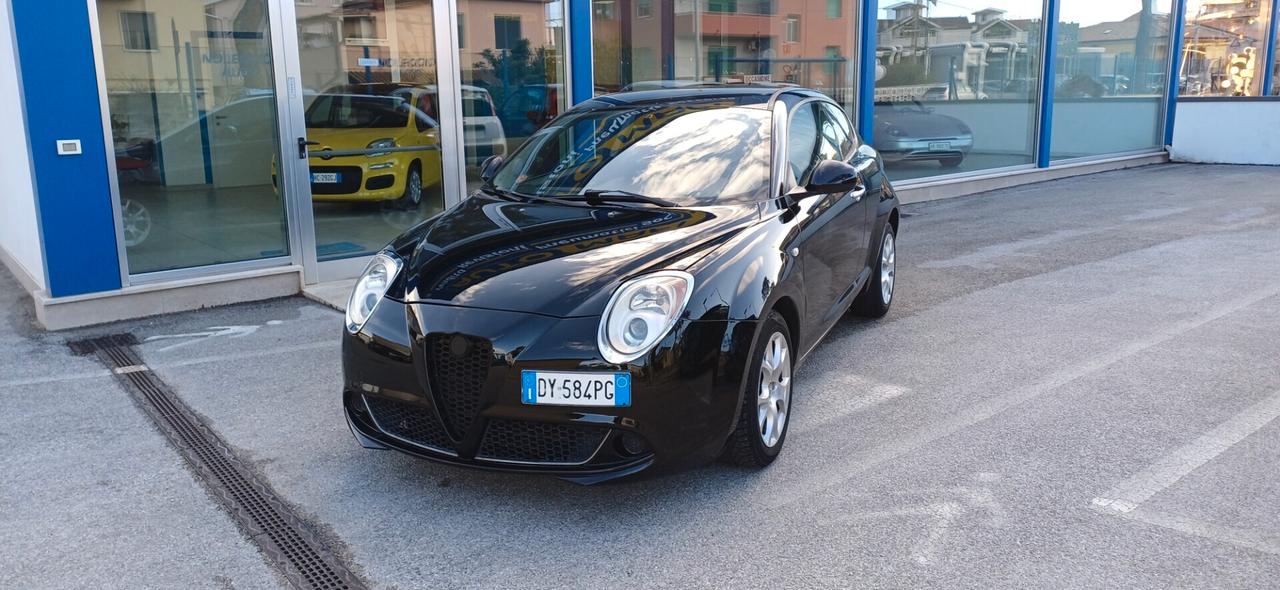 Alfa Romeo MiTo 1.4 105 CV M.air S&S Distinctive Sport Pack