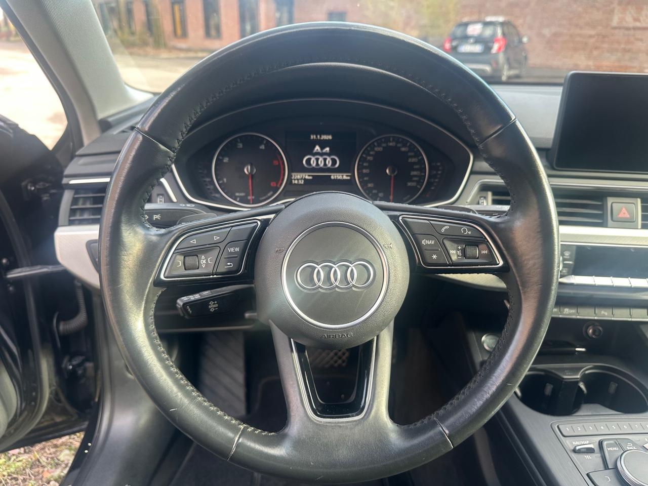 Audi A4 Avant 35 2.0 tdi 150cv s-tronic
