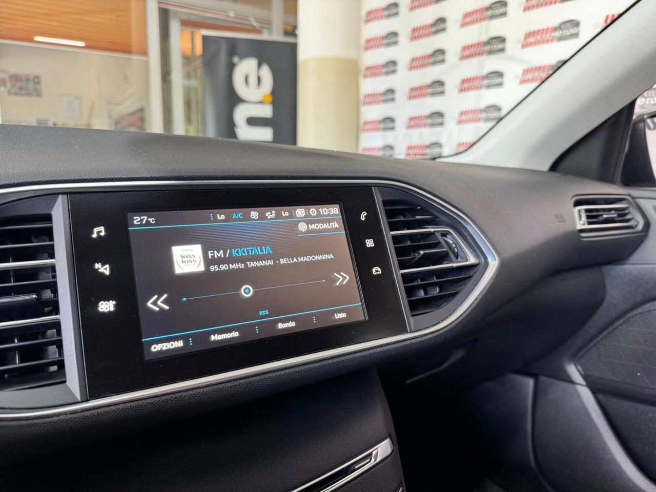 Peugeot 308 BlueHDi 120 S&S EAT6 SW Allure