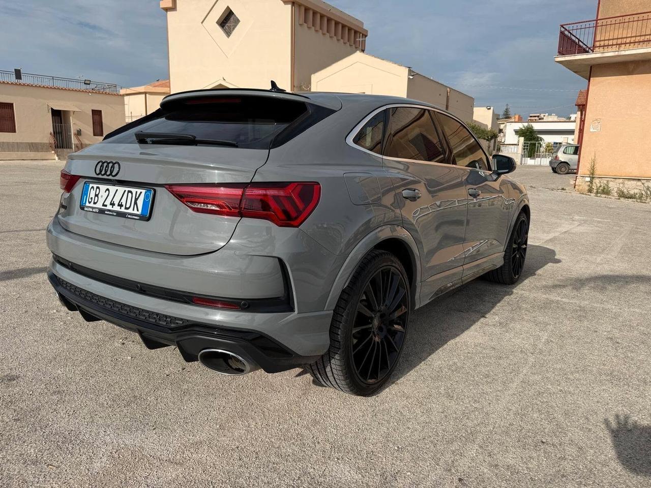 Audi Q3 RS SPB quattro S tronic