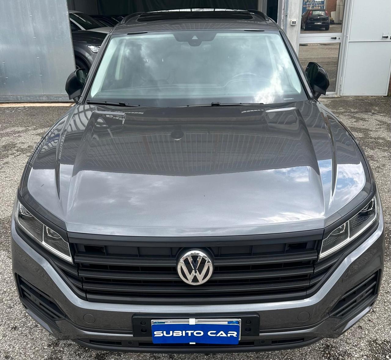 Volkswagen Touareg 3.0 V6 TDI SCR Black Style Tetto Panoramico Pelle Totate Sospensioni Regolabili