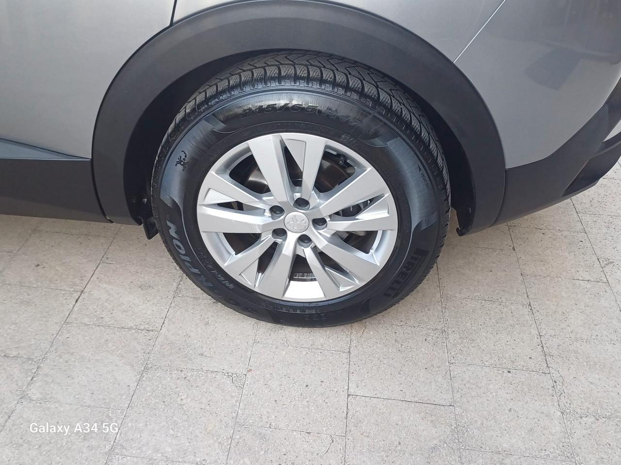 Peugeot 3008 BlueHDi 130 S&S EAT8 Allure