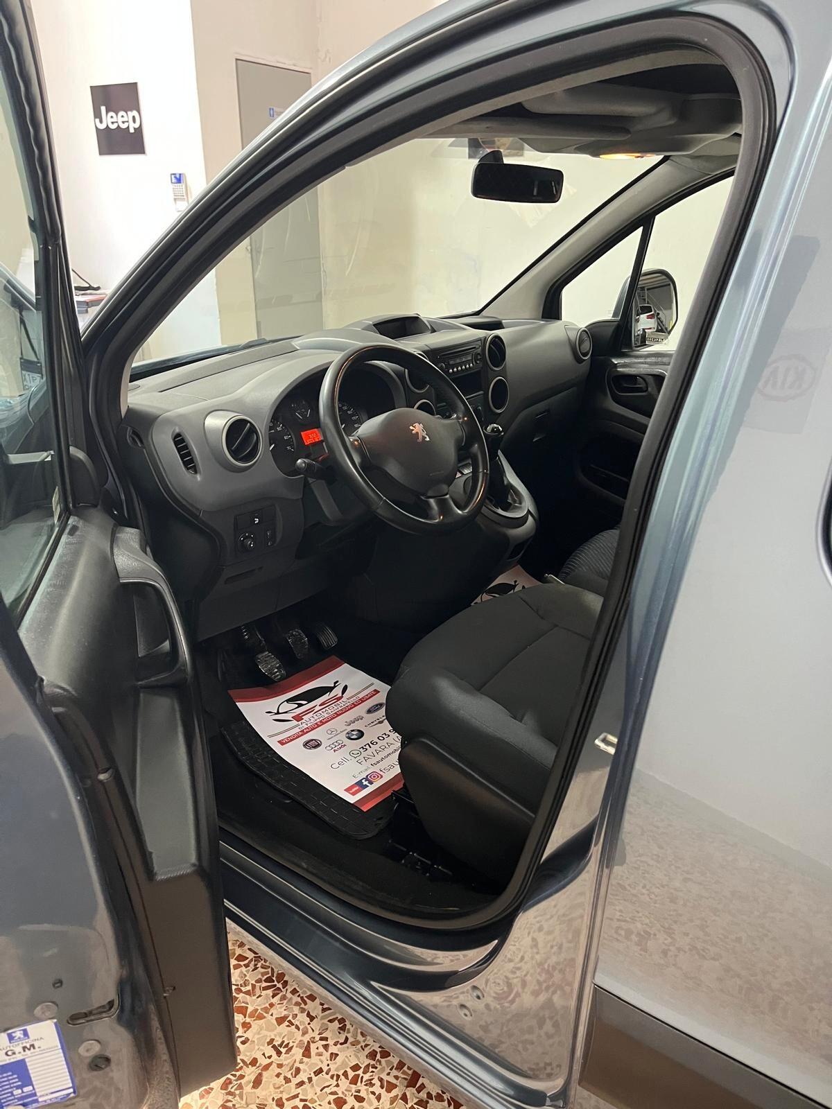 Peugeot Partner Tepee 1.6 HDi 92CV Premium