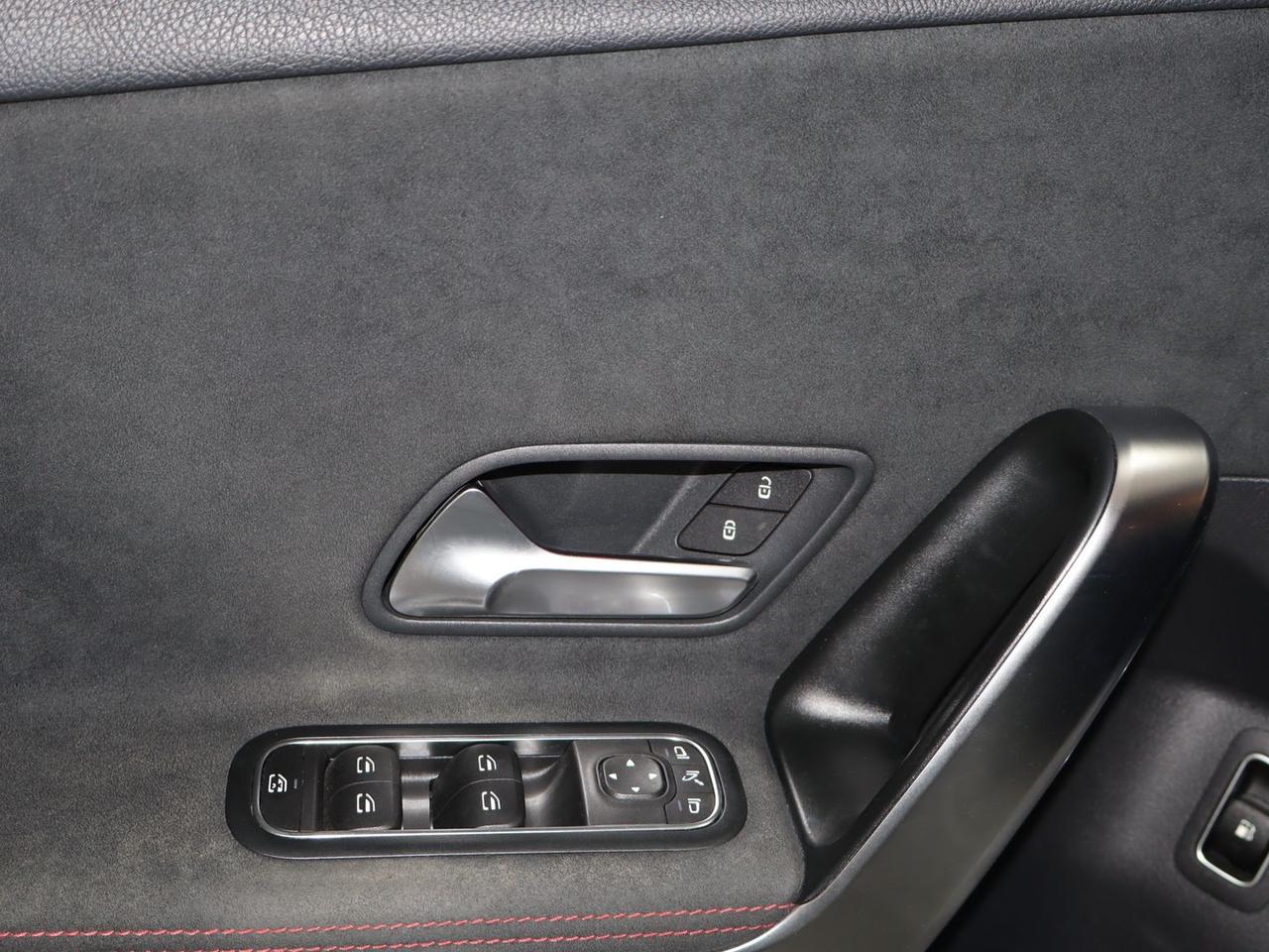 Mercedes-Benz A 250 AMG Line Premium A 250 #12177