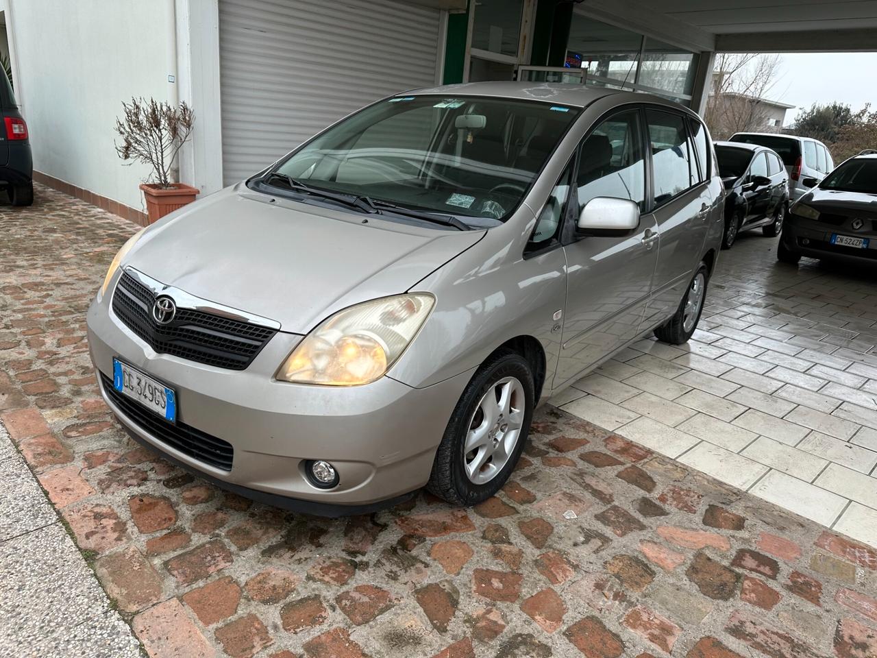 Toyota Corolla 2.0 TDI (12 RATE)