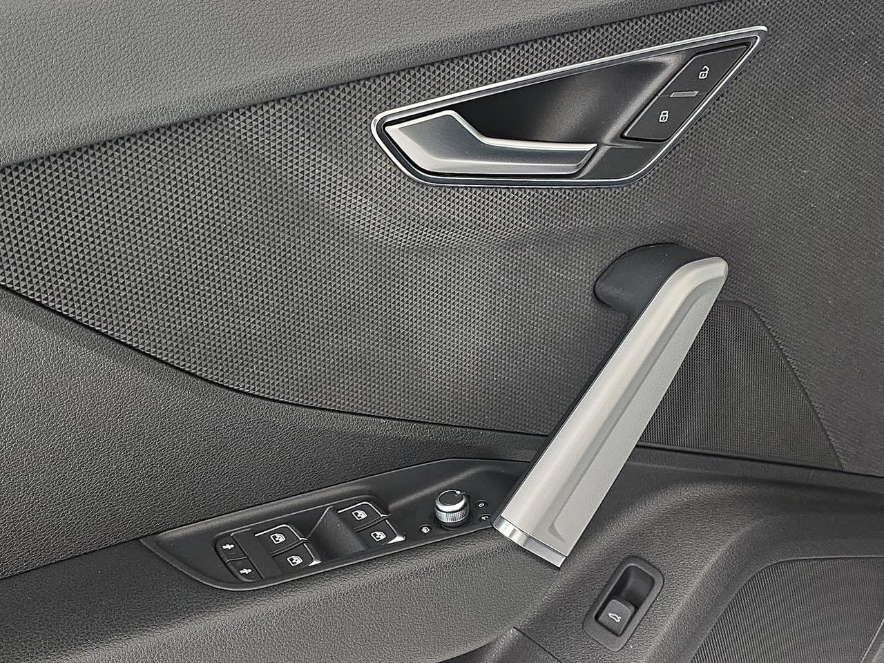 Audi Q2 30 2.0 tdi admired advanced