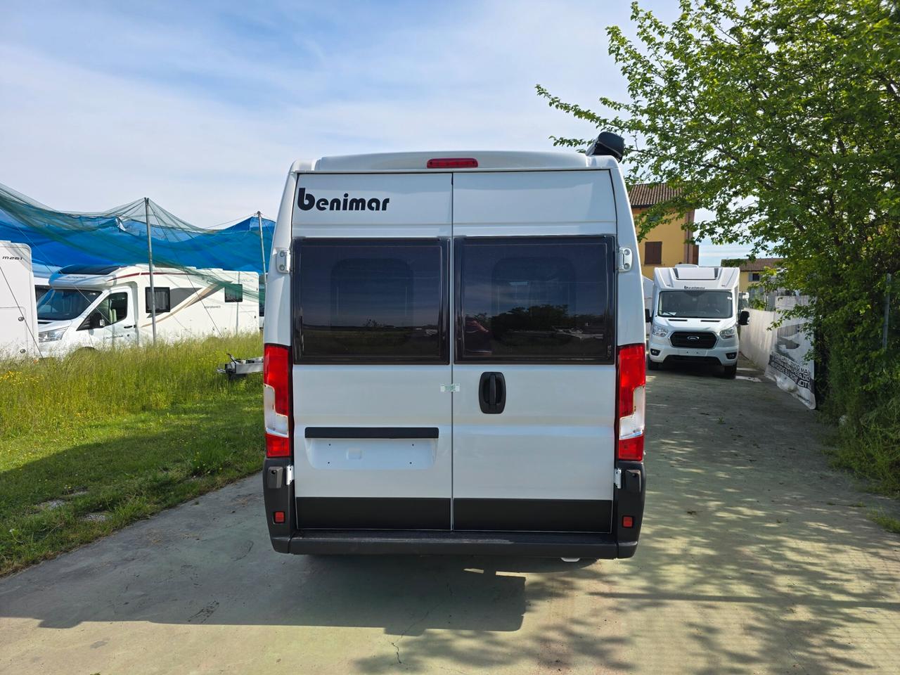 Benimar VAN B100UP