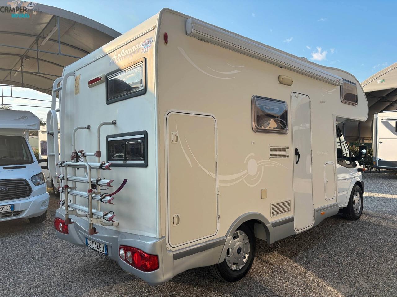 CHALLENGER GENESIS 33 - mansardato con letti a castello in coda