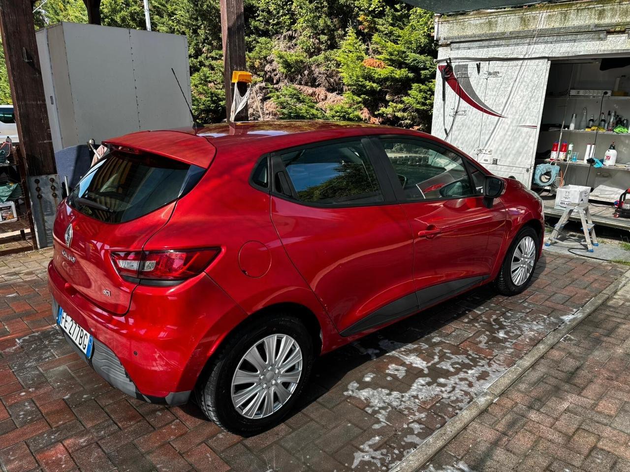 Renault Clio dCi 8V 75CV Start&Stop 5 porte Energy Zen GUIDABILE DA NEOPATENTATI PERMUTABILE