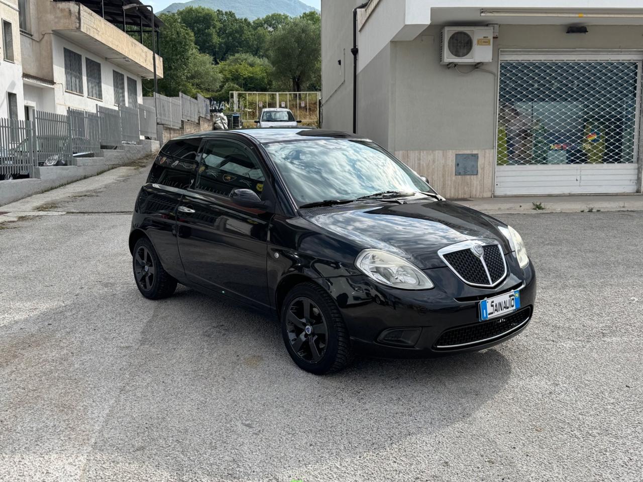 Lancia Ypsilon 1.3 MJT 75 CV GARANZIA
