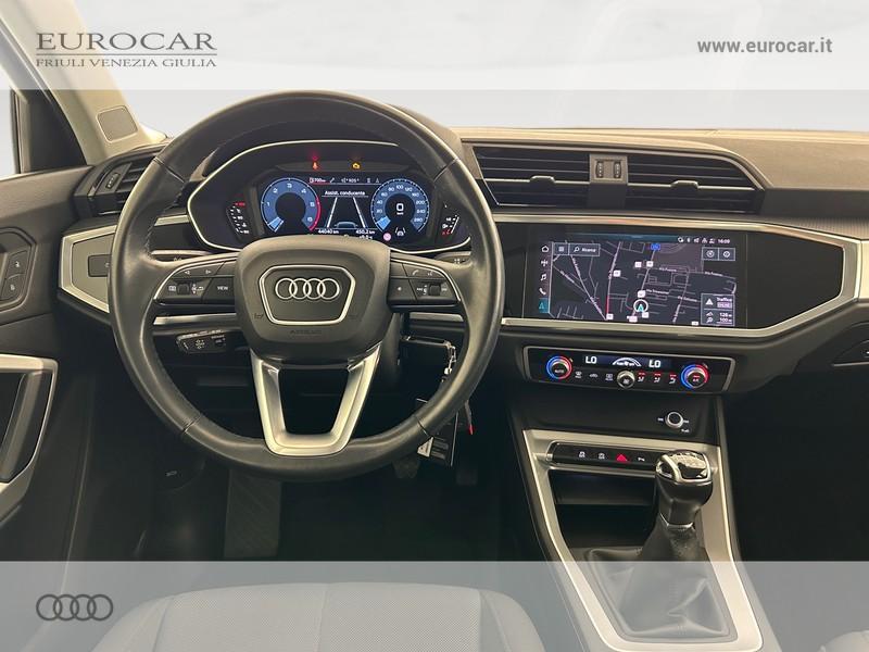 Audi Q3 35 2.0 tdi business