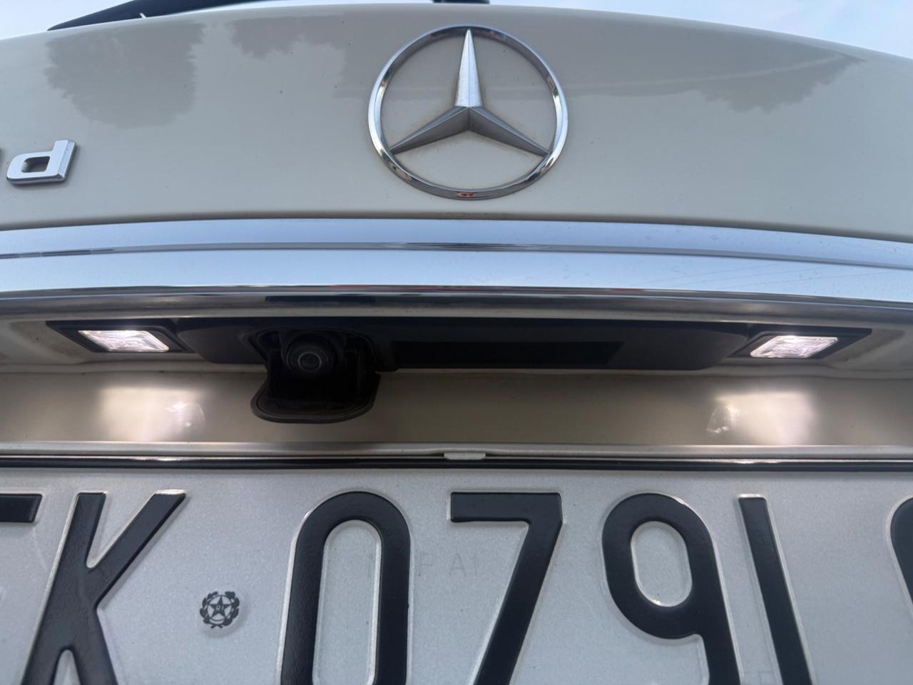 Mercedes-benz GLA 200 d Automatic Premium