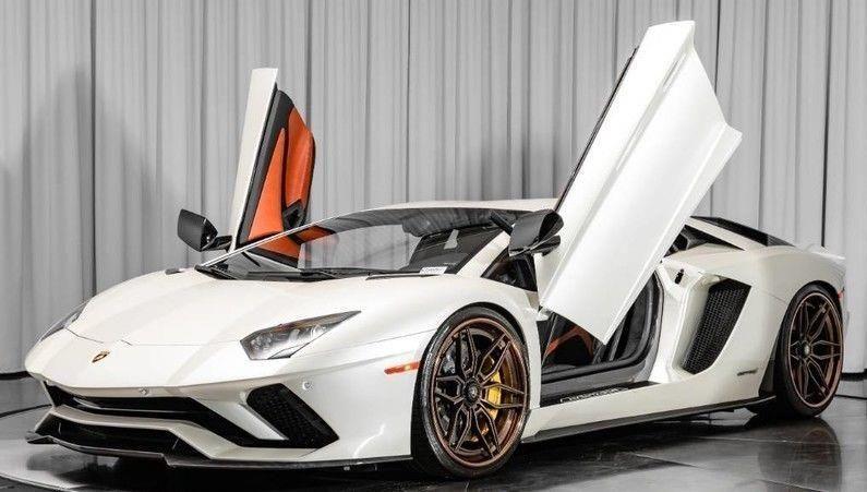 LAMBORGHINI Aventador S 6.5 V12 NOLEGGIO LUNGO TERMINE LEASING ALL INCLUSIVE