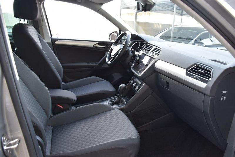 Volkswagen Tiguan 2.0 TDI SCR DSG Business BMT *NAVIGATORE*