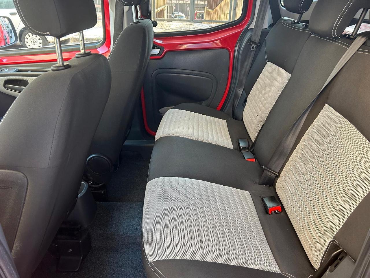Fiat Qubo 1.3 MJT 75 CV Trekking
