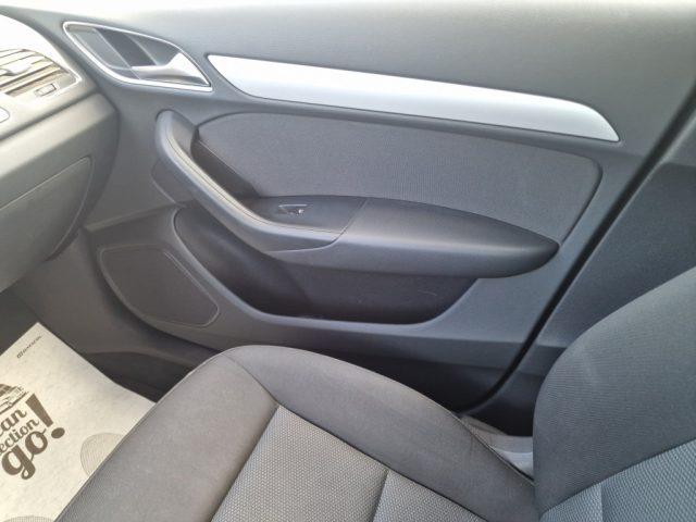 AUDI Q3 2.0 TDI 120 CV Business