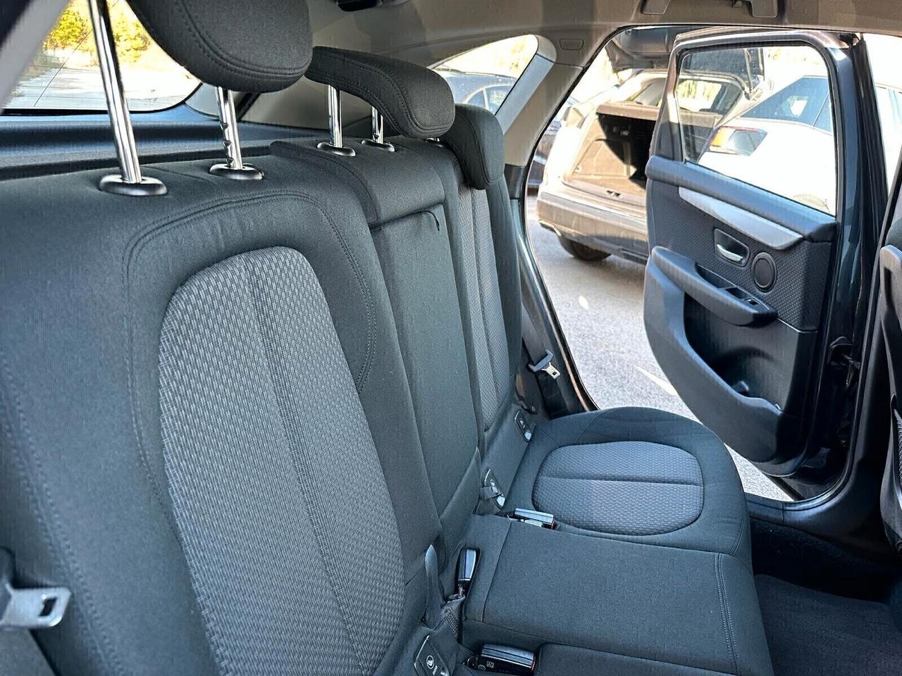 Bmw 216d Active Tourer Luxury IVA ESP NEOPATENTATI