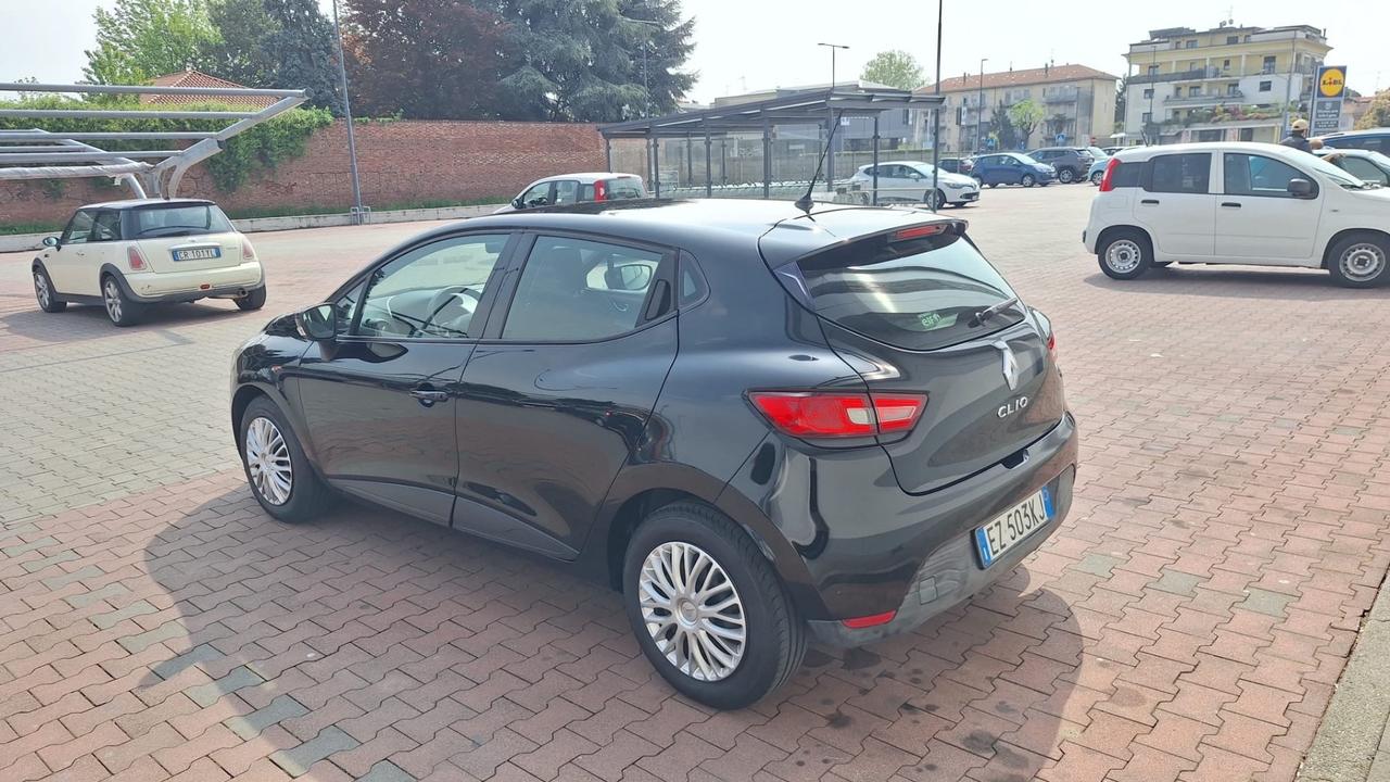 Renault Clio 1.2 75CV GPL 5 porte Costume National