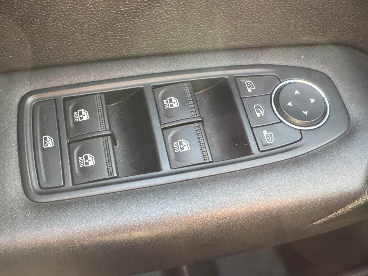 Renault Captur Blue dCi 115 CV EDC Initiale Paris