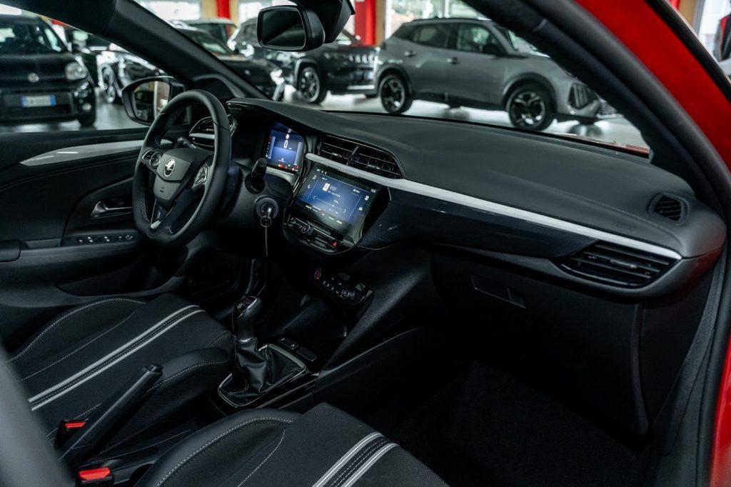 OPEL Corsa 1.2 GS