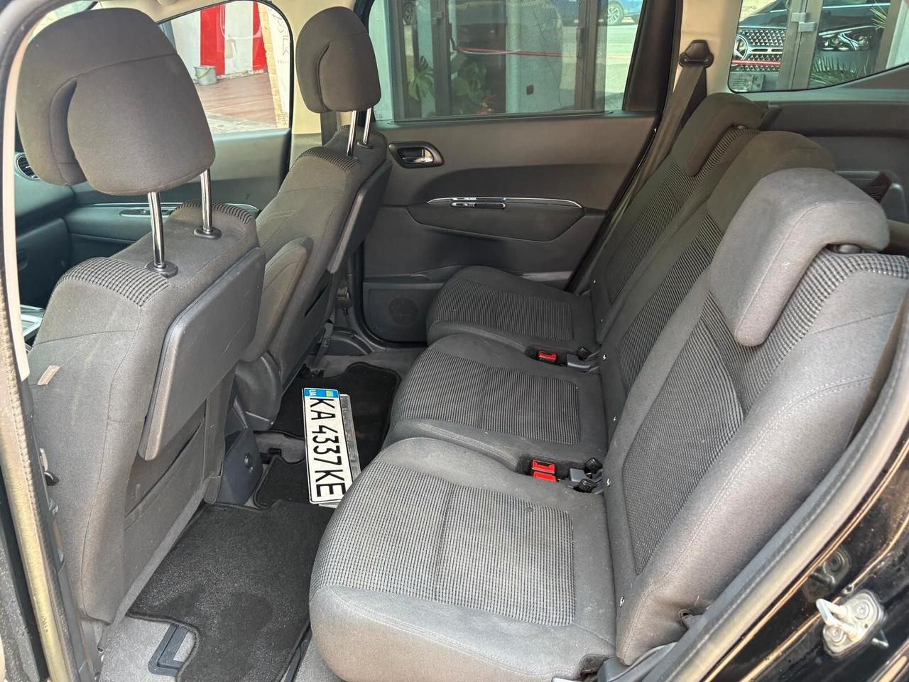 Peugeot 5008 1.6 e-HDi 115CV Stop&Start ETG6 Active