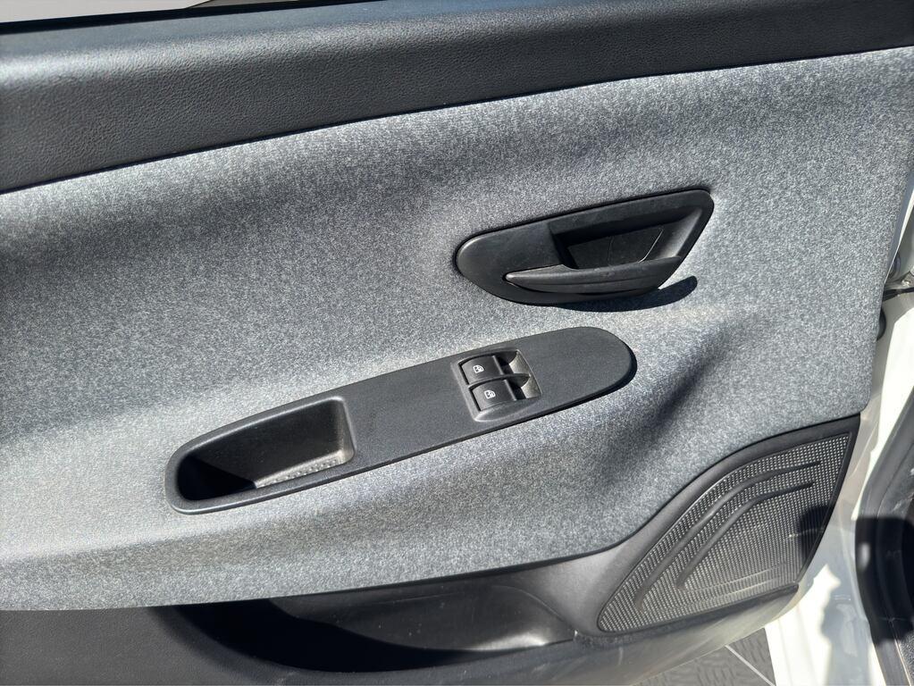 Lancia Ypsilon 5 Porte 1.0 FireFly Hybrid Silver