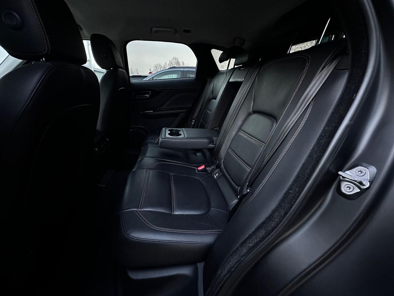 Jaguar F-Pace 2.0 D 180 CV Prestige VIRTUAL COCKPIT