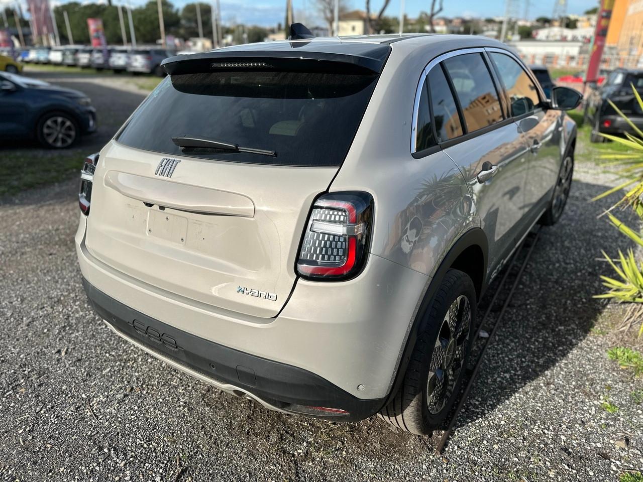 FIAT 600 IV 2023 - 600 1.2 hybrid La Prima II 110cv auto