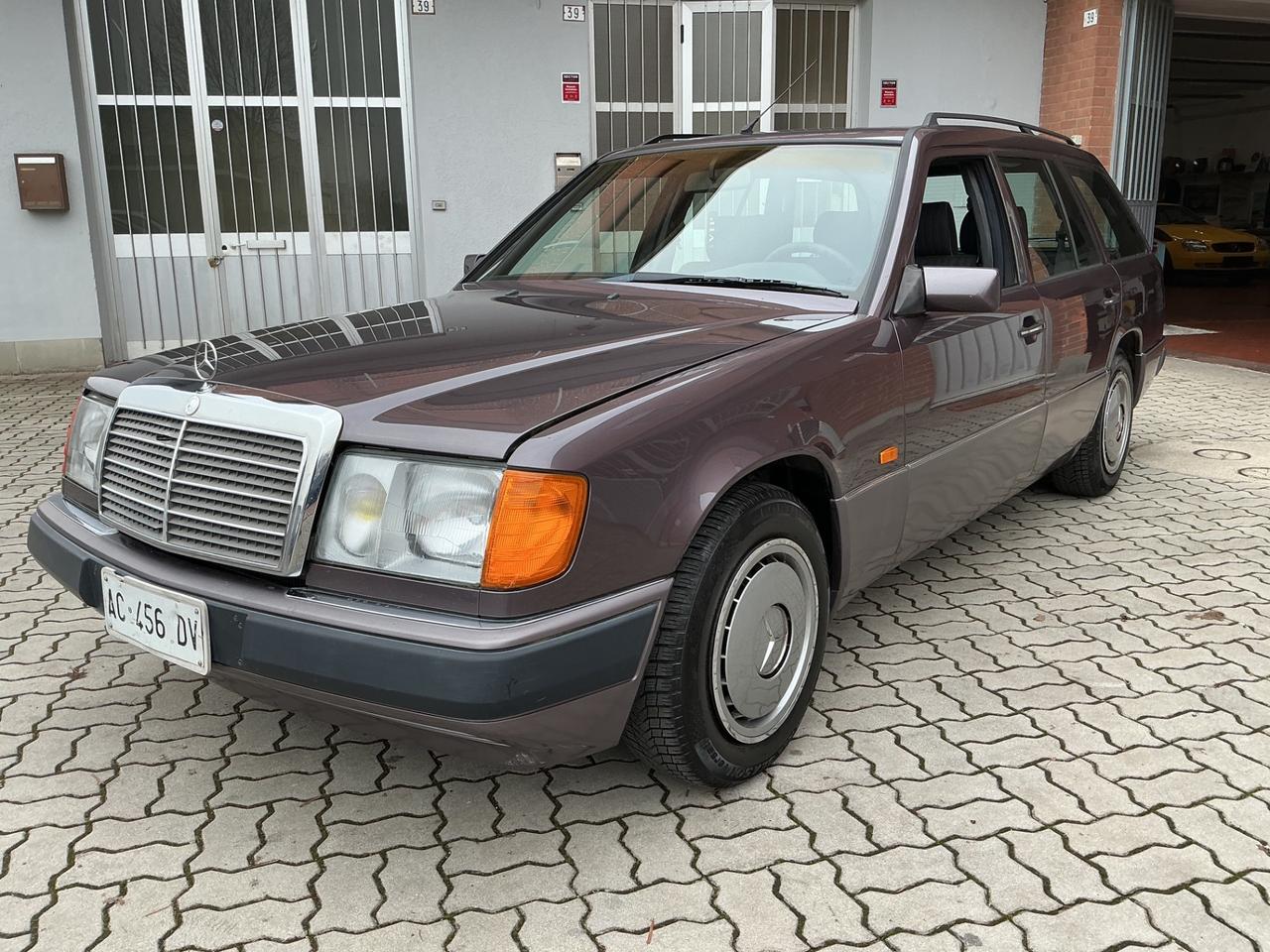 Mercedes-benz E 200 Station Wagon