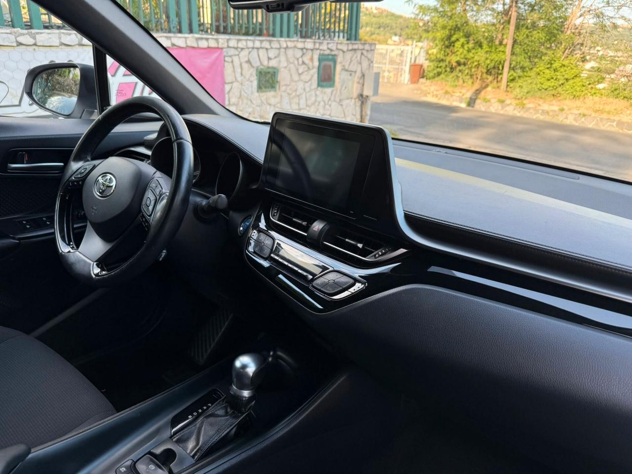 Toyota C-HR 1.8 Hybrid E-CVT Lounge