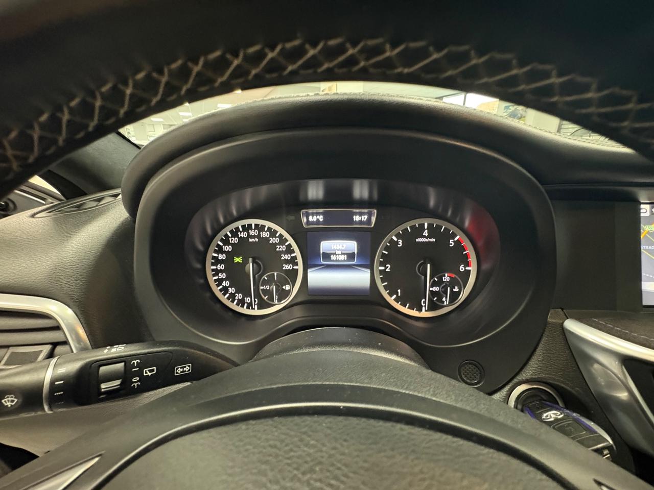 Infiniti Q30 Premium 1.5 TDI 110cv 2017 km 161000