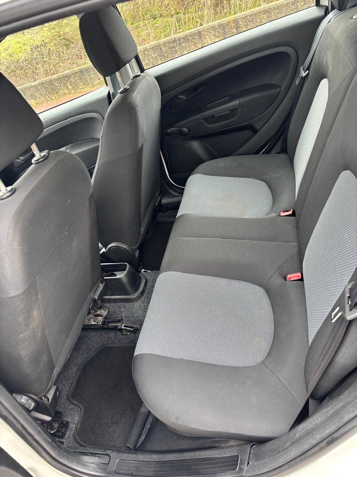 Fiat Grande Punto 1.3MJT 75 5p.Van Actual 4pt