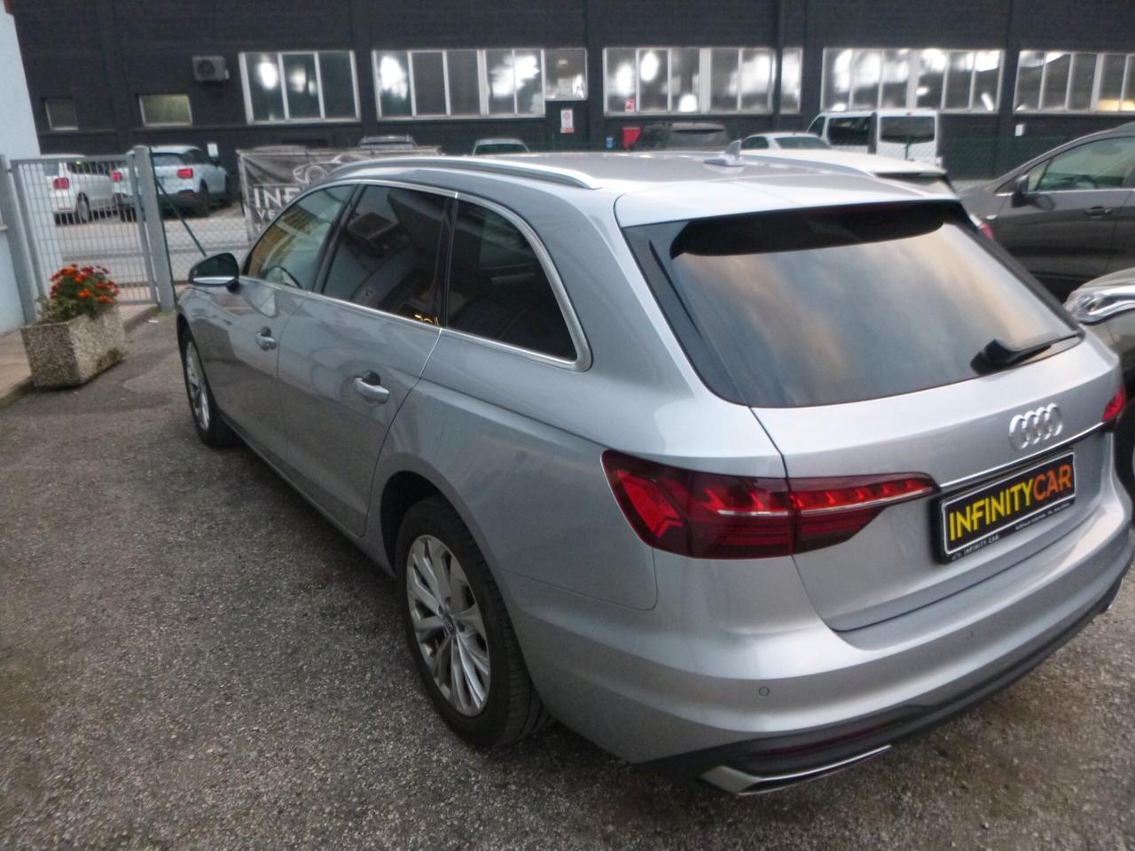 Audi A4 Avant 35 TDI/163 CV S tronic S line edition