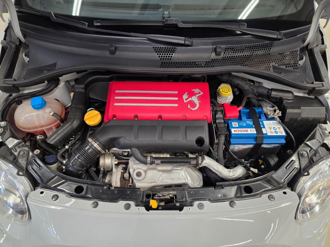 Abarth 595 1.4 Turbo T-Jet 165 CV Turismo