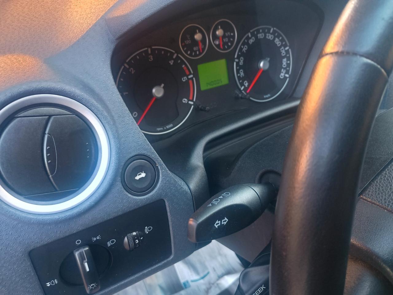 Ford Fusion 1.4 TDCi 5p. Collection